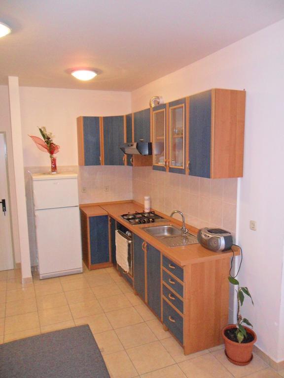 Apartment Kiko Rogoznica  Rum bild